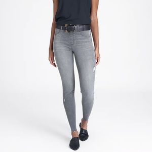 COPY - Vintage Distressed Ankle Skinny Jeans - vintage gray- M EUC